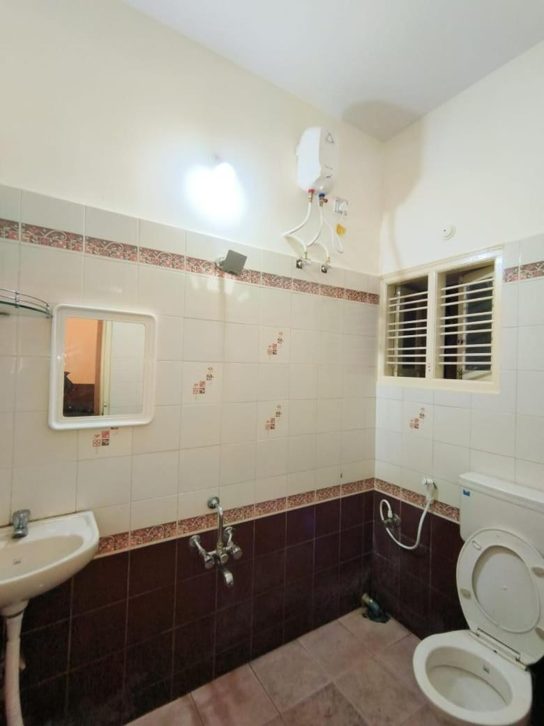 Homestayz Daffodil Bangalore Esterno foto